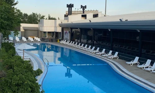 bluevisionpool-min