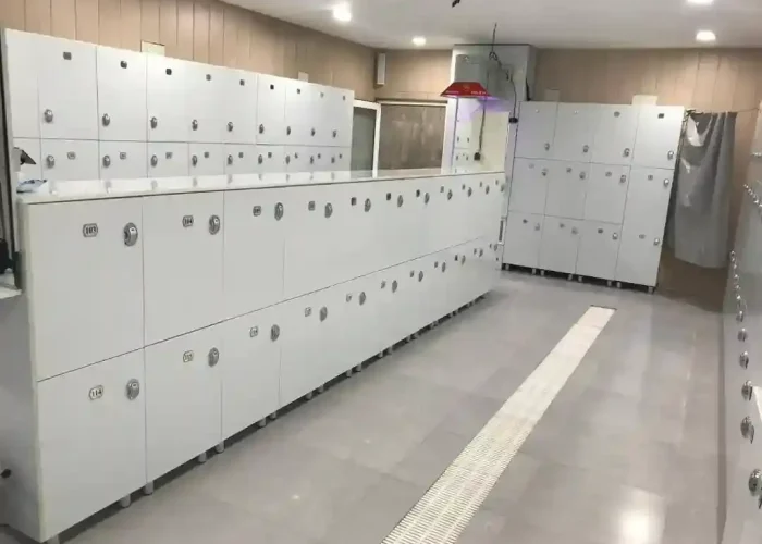 رختکن-استخر-روباز-پدیده-کرج-استخر روباز کرج -بلیت